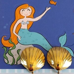 Trifari gold-tone seashell clip earrings